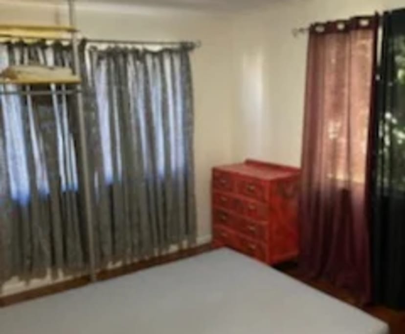 $155, Share-house, 3 bathrooms, Oxley QLD 4075