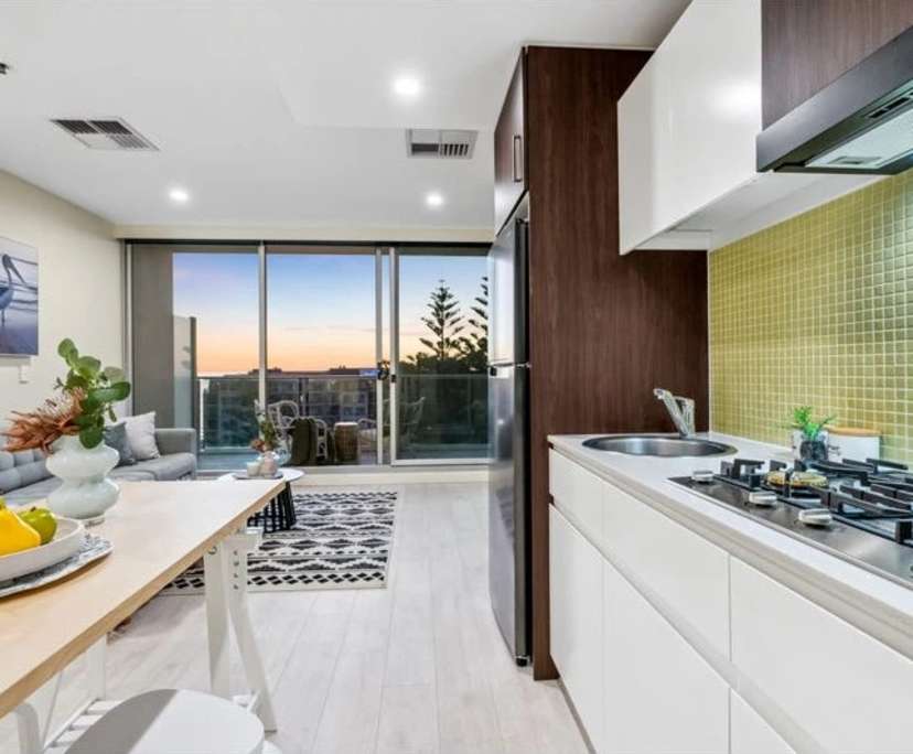 $600, 1-bed, 1 bathroom, Glenelg SA 5045