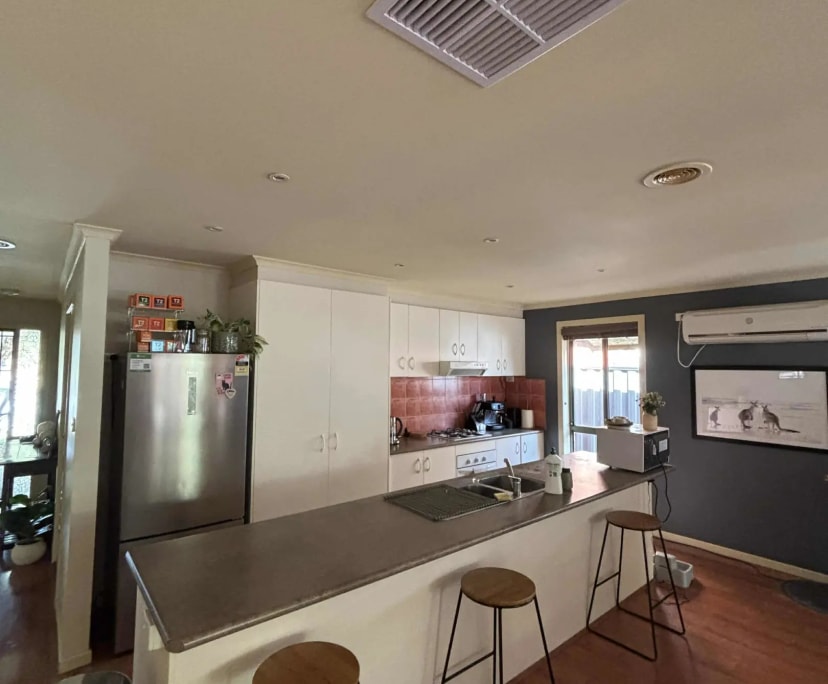 $175, Share-house, 2 bathrooms, Point Cook VIC 3030