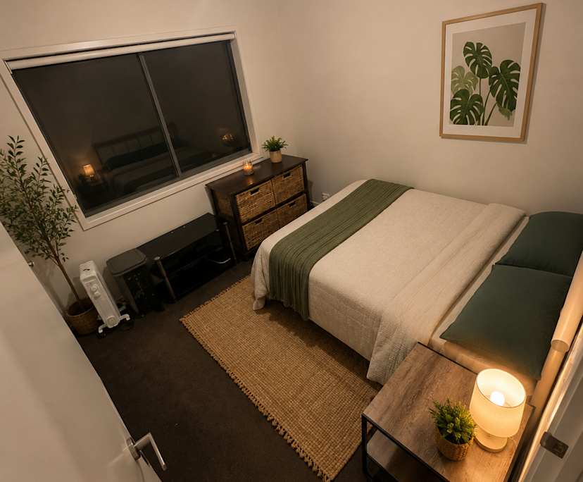 Furnished room in a share house