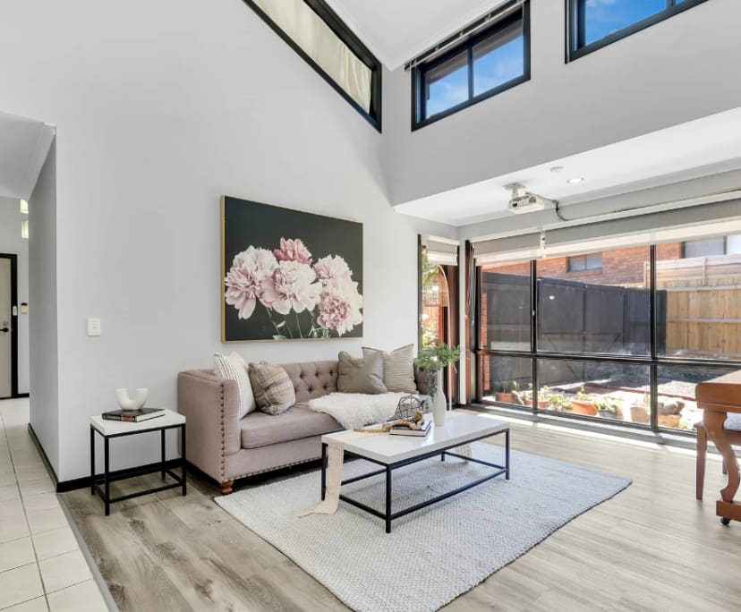 Furnished room in a share house