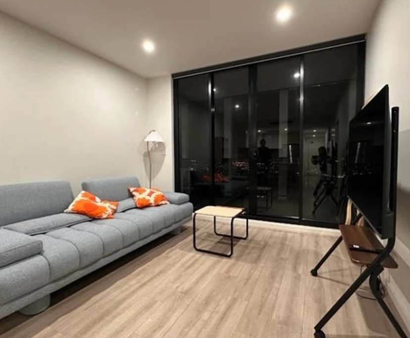 Furnished room with own bathroom