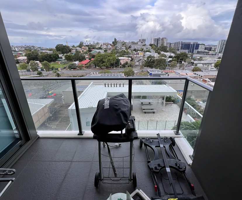 $385, Flatshare, 2 bathrooms, Bowen Hills QLD 4006