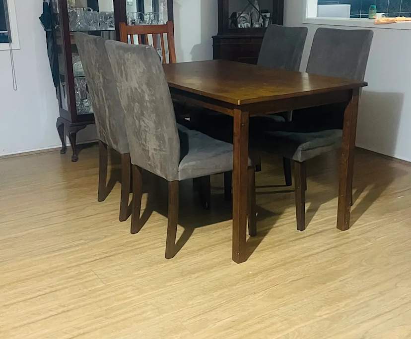 $300, Homestay, 3 bathrooms, Wooloowin QLD 4030