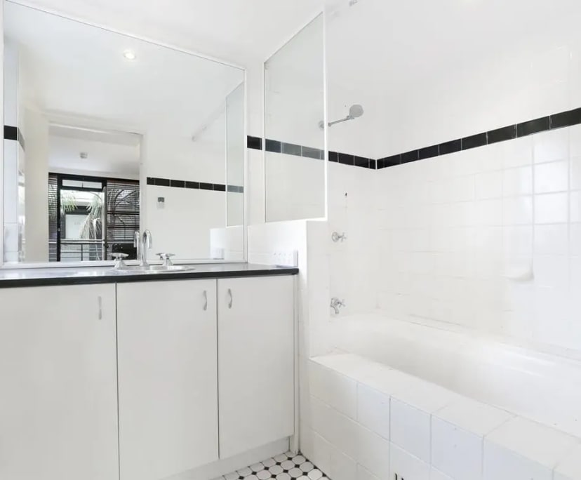 $650, Studio, 1 bathroom, Elizabeth Bay NSW 2011