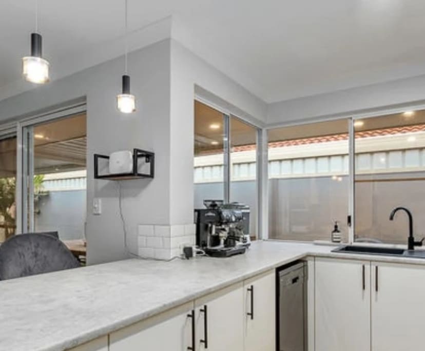 $300, Share-house, 3 bathrooms, Currambine WA 6028