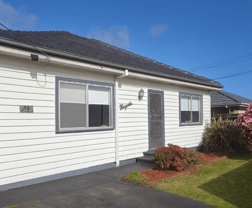 Whole property with 4 rooms for rent