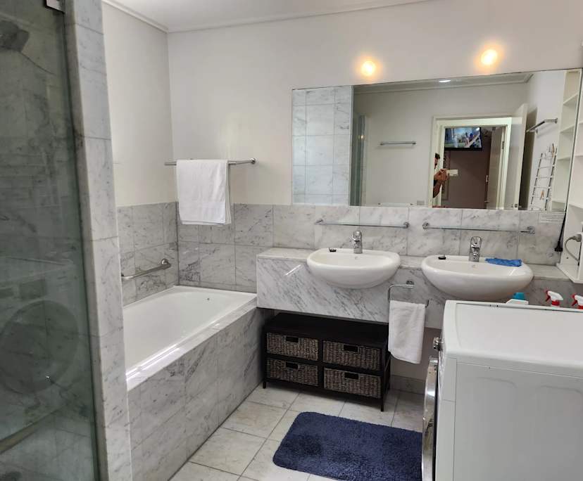 $500, 1-bed, 1 bathroom, South Stradbroke QLD 4216