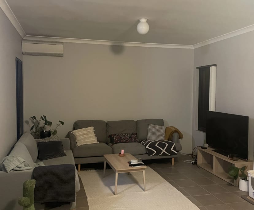 Room for Rent in Innaloo, Perth 230, Flexible wit...