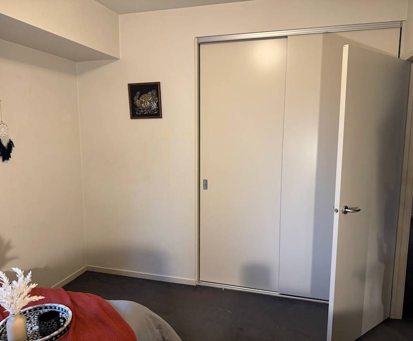 Furnished room with own bathroom