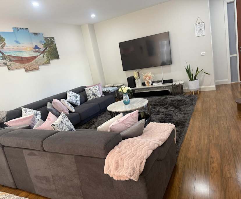Unfurnished room in a share house