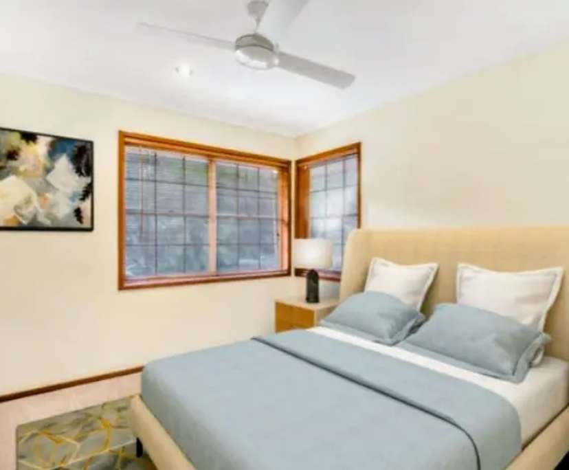 Room in a share house