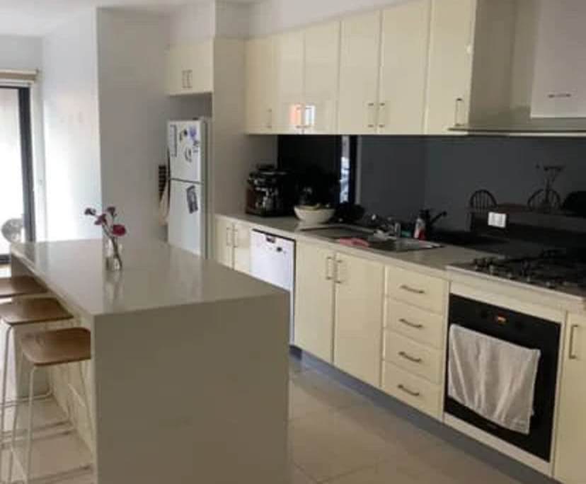 Unfurnished room in a share house