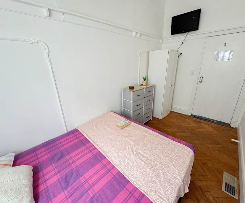 $350, Share-house, 6 bathrooms, Balaclava VIC 3183