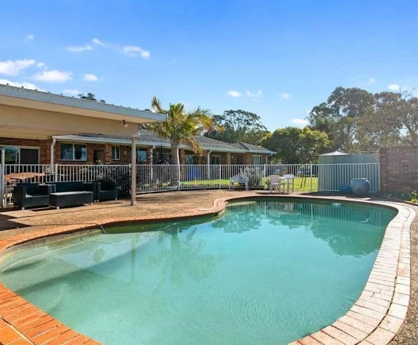 Whole property with 2 rooms for rent