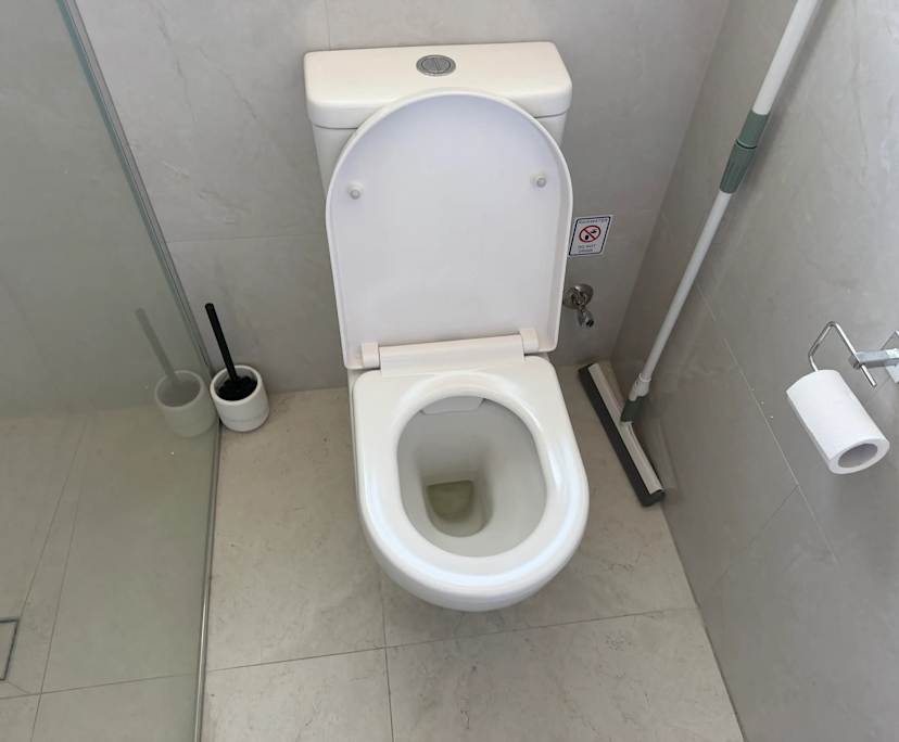 Room in a share house