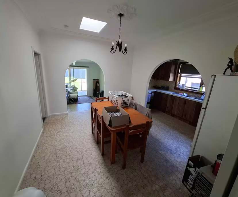 Room in a share house