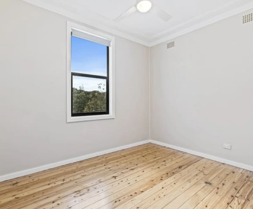 Unfurnished room in a share house