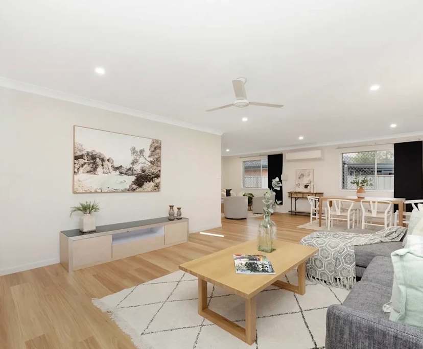 Room in a share house