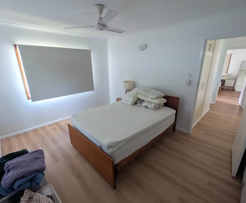 Whole property with 2 rooms for rent
