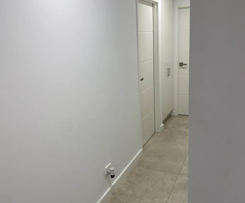Unfurnished room with own bathroom