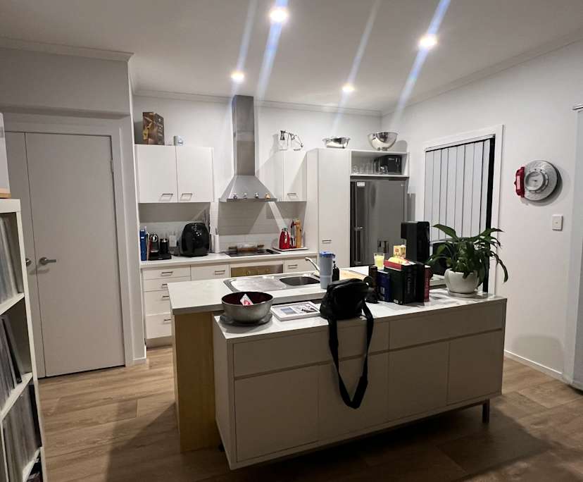 $350, Student-accommodation, 3 bathrooms, Buderim QLD 4556