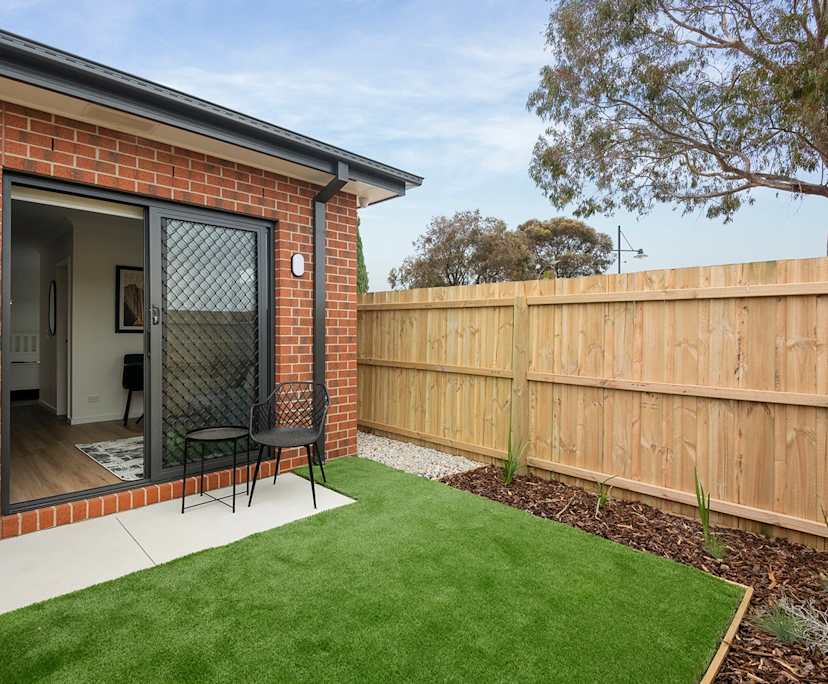 $390, 1-bed, 1 bathroom, Kurunjang VIC 3337