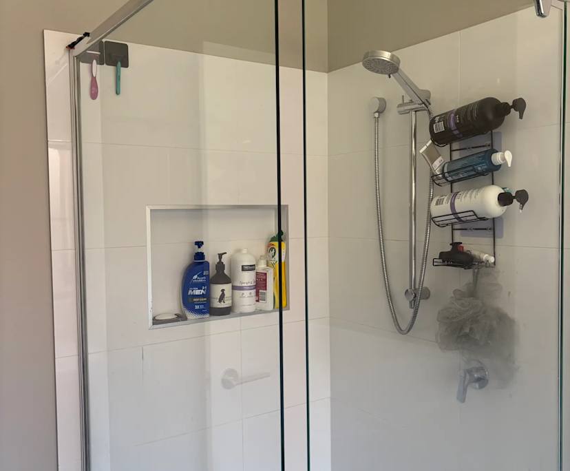 $350, Share-house, 4 bathrooms, Maudsland QLD 4210