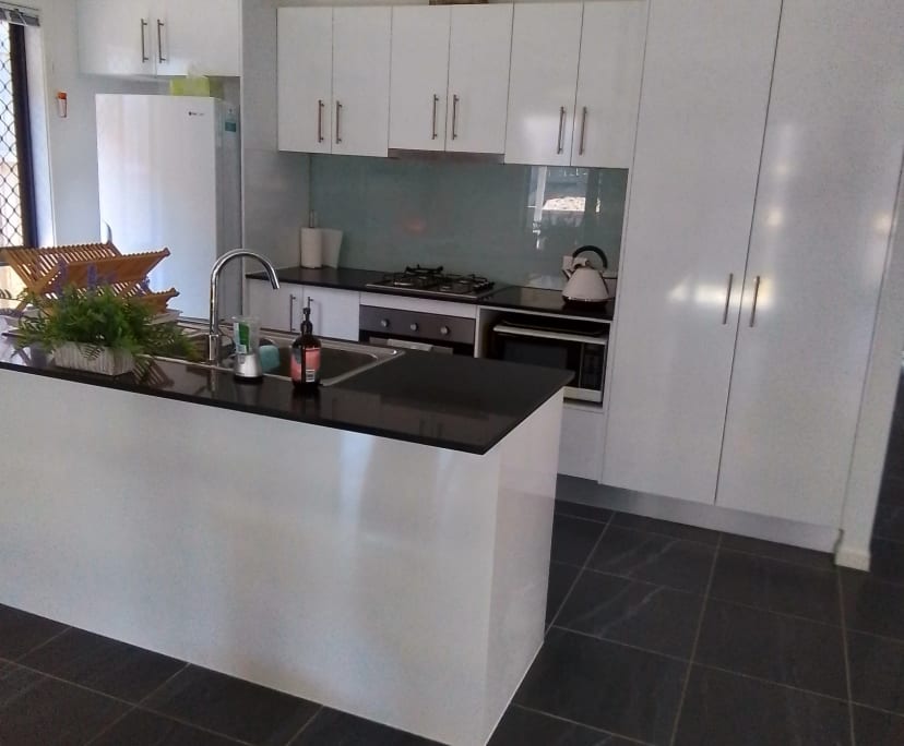 $400, Share-house, 4 bathrooms, Collingwood Park QLD 4301