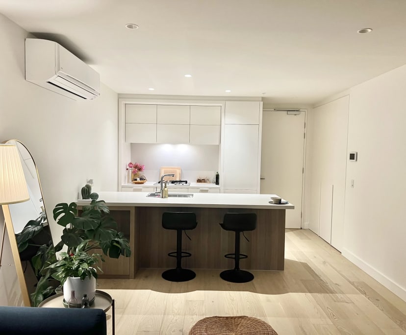 Furnished room with own bathroom