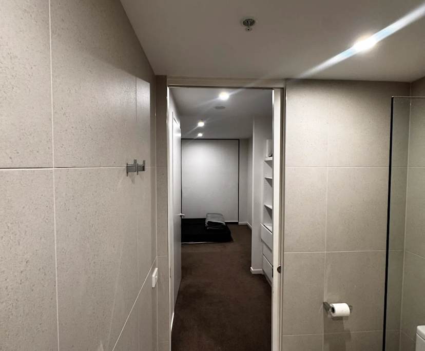 $375, Flatshare, 2 bathrooms, Essendon VIC 3040