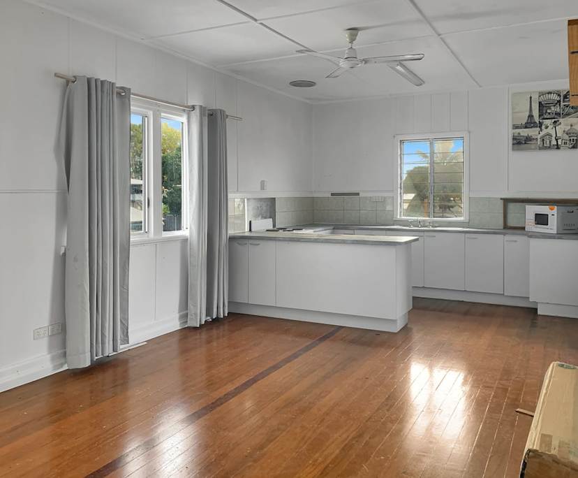 $220, Share-house, 3 bathrooms, Oonoonba QLD 4811