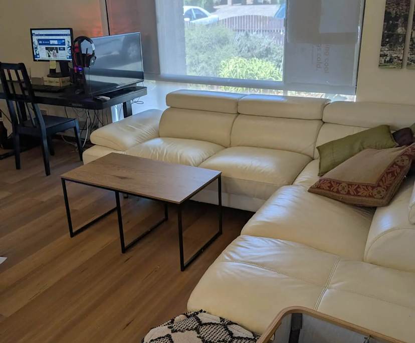 Room in a share house