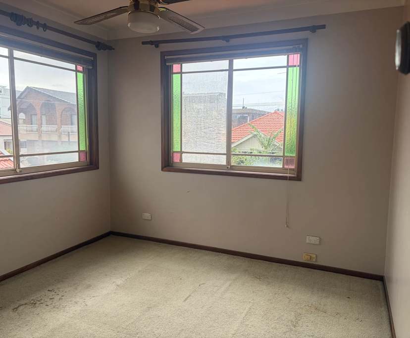 Unfurnished room with own bathroom