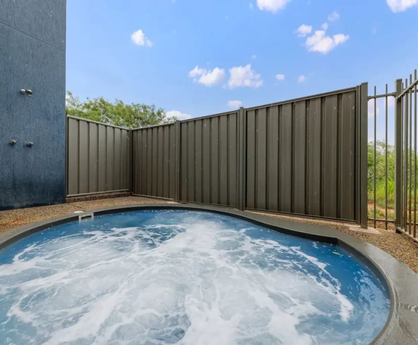 $350, Share-house, 4 bathrooms, Bayview NT 0820