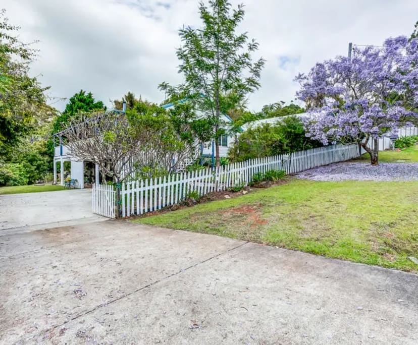 Room for Rent in Tamborine Mountain, Gold Coast 1...