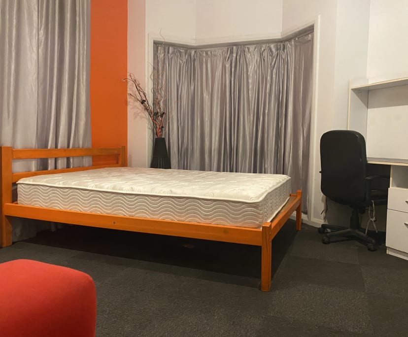 $240, Student-accommodation, 4 bathrooms, Franklin ACT 2913