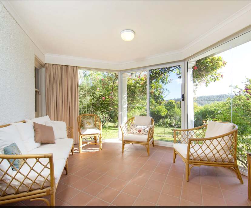 Whole property with 3 rooms for rent