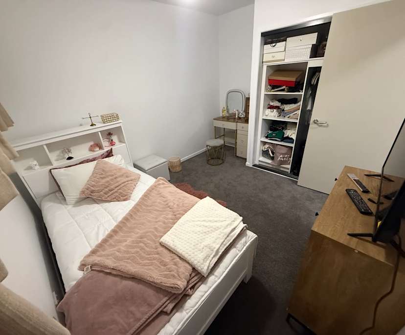 $350, Share-house, 2 bathrooms, Woodridge QLD 4114