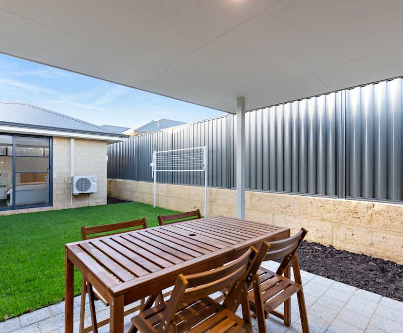 $300, Share-house, 6 bathrooms, Madora Bay WA 6210