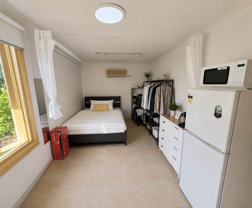 Furnished room granny flat for rent