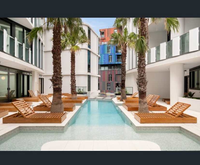 $500, Flatshare, 2 bathrooms, St Kilda VIC 3182