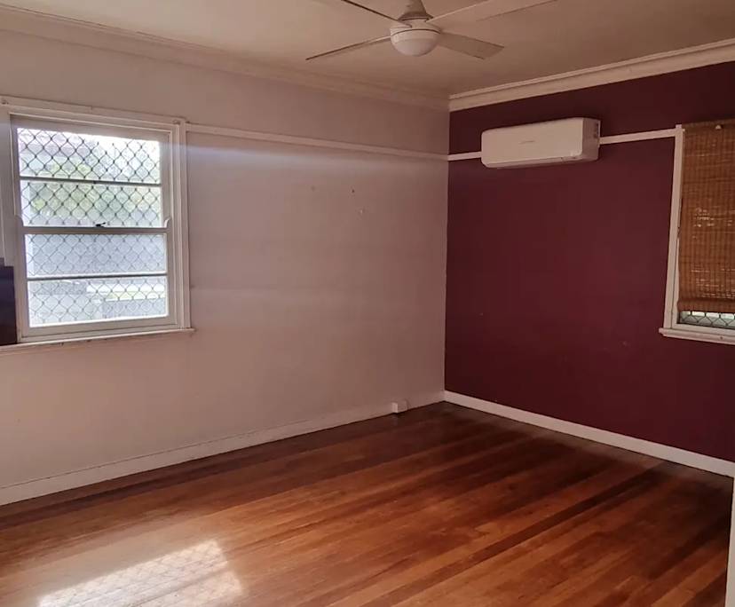 Unfurnished room in a share house