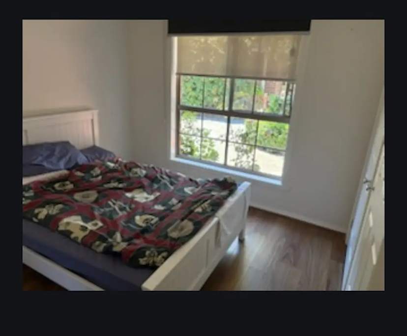 $300, Flatshare, 3 bathrooms, Reservoir VIC 3073