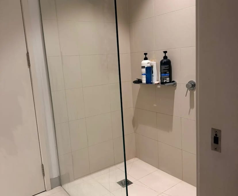 $480, 1-bed, 1 bathroom, Ascot Vale VIC 3032