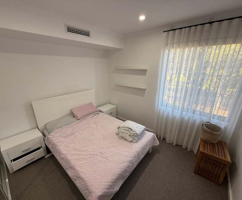 Room in a share house