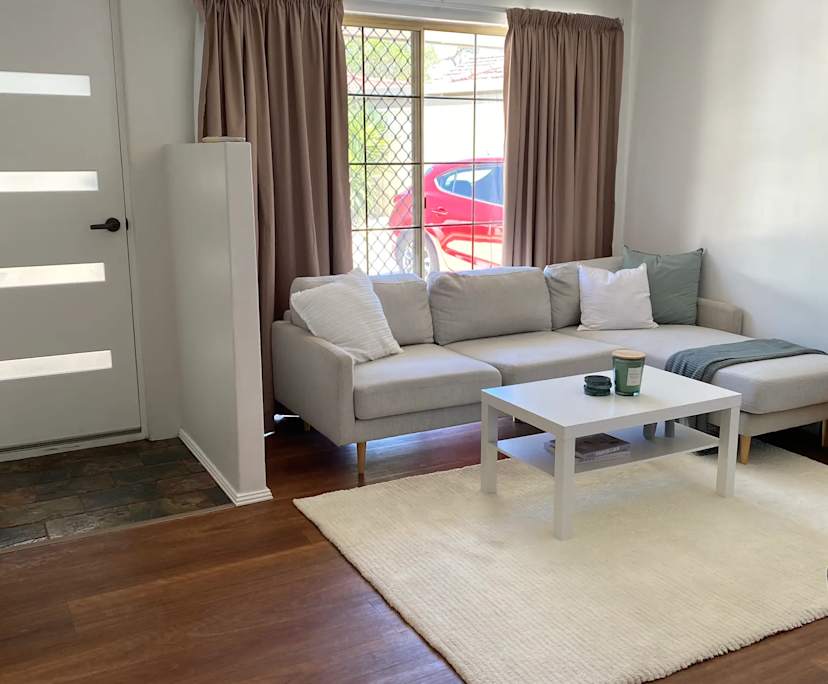 $220, Share-house, 4 bathrooms, Stratton WA 6056