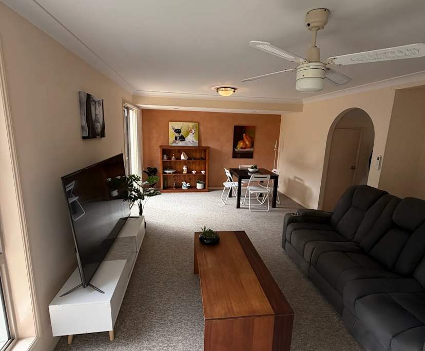 $400, Share-house, 2 bathrooms, Biggera Waters QLD 4216