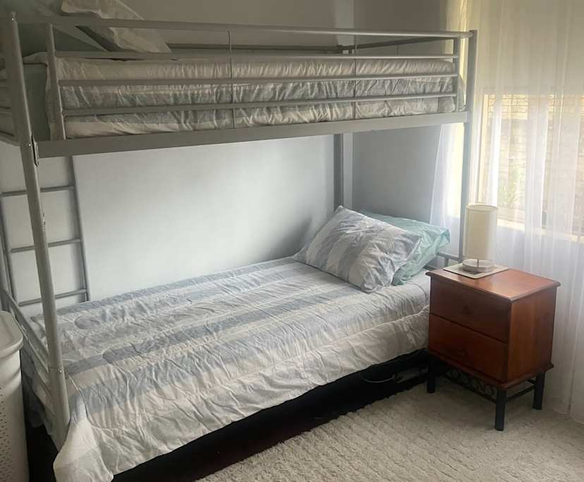 $280, Share-house, 3 bathrooms, Mount Keira NSW 2500