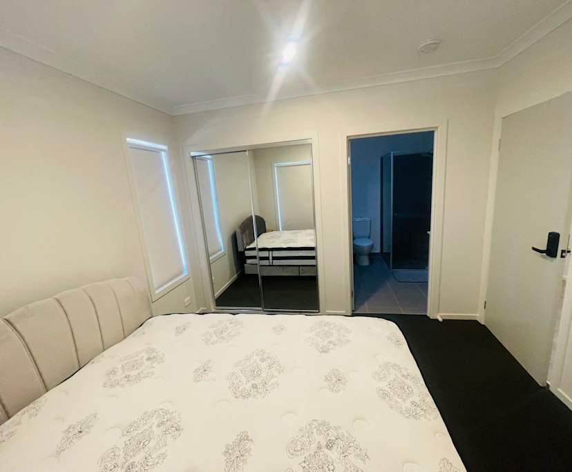 $280, Share-house, 5 bathrooms, Lara VIC 3212